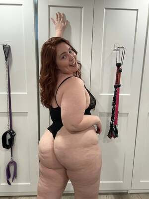 Kinky Katie nude 3