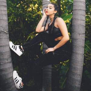 Kira Kosarin nude 10