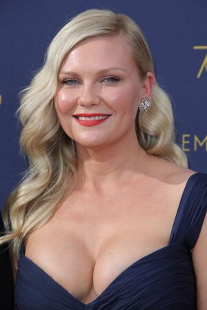 Kirsten Dunst nude 9