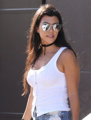 Kourtney Kardashian nude 7