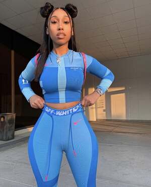 Kris Summers nude 10