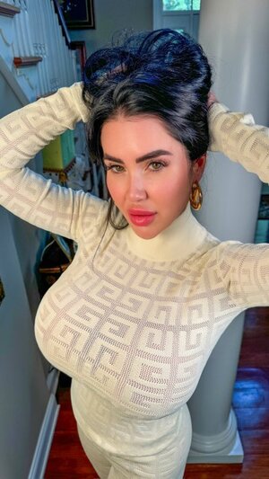 Kristen DeFranceschi nude 11