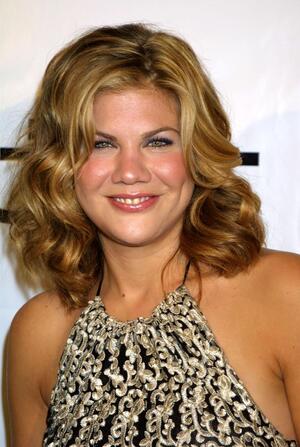 Kristen Johnston nude 7