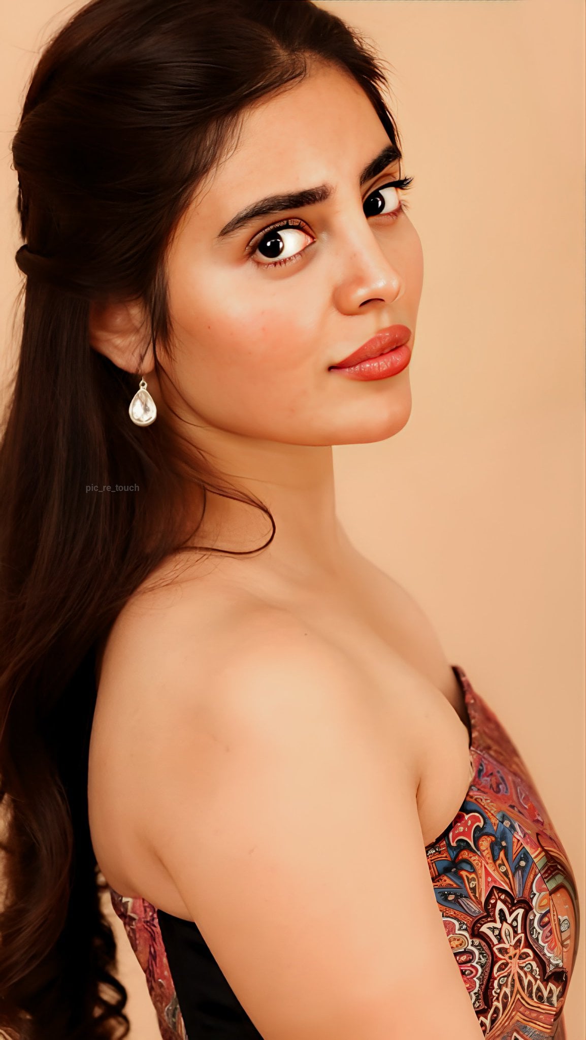 Kushita Kallapu nude 7
