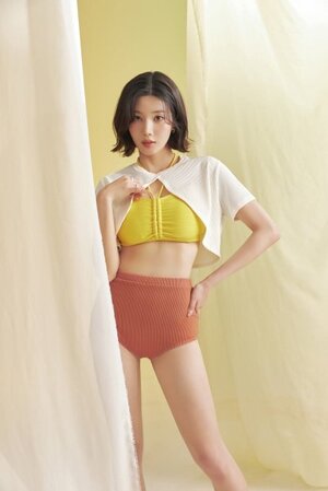 Kwon Eun-bi nude 3