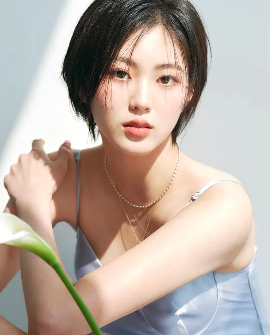 Kwon Eun-bin nude 6
