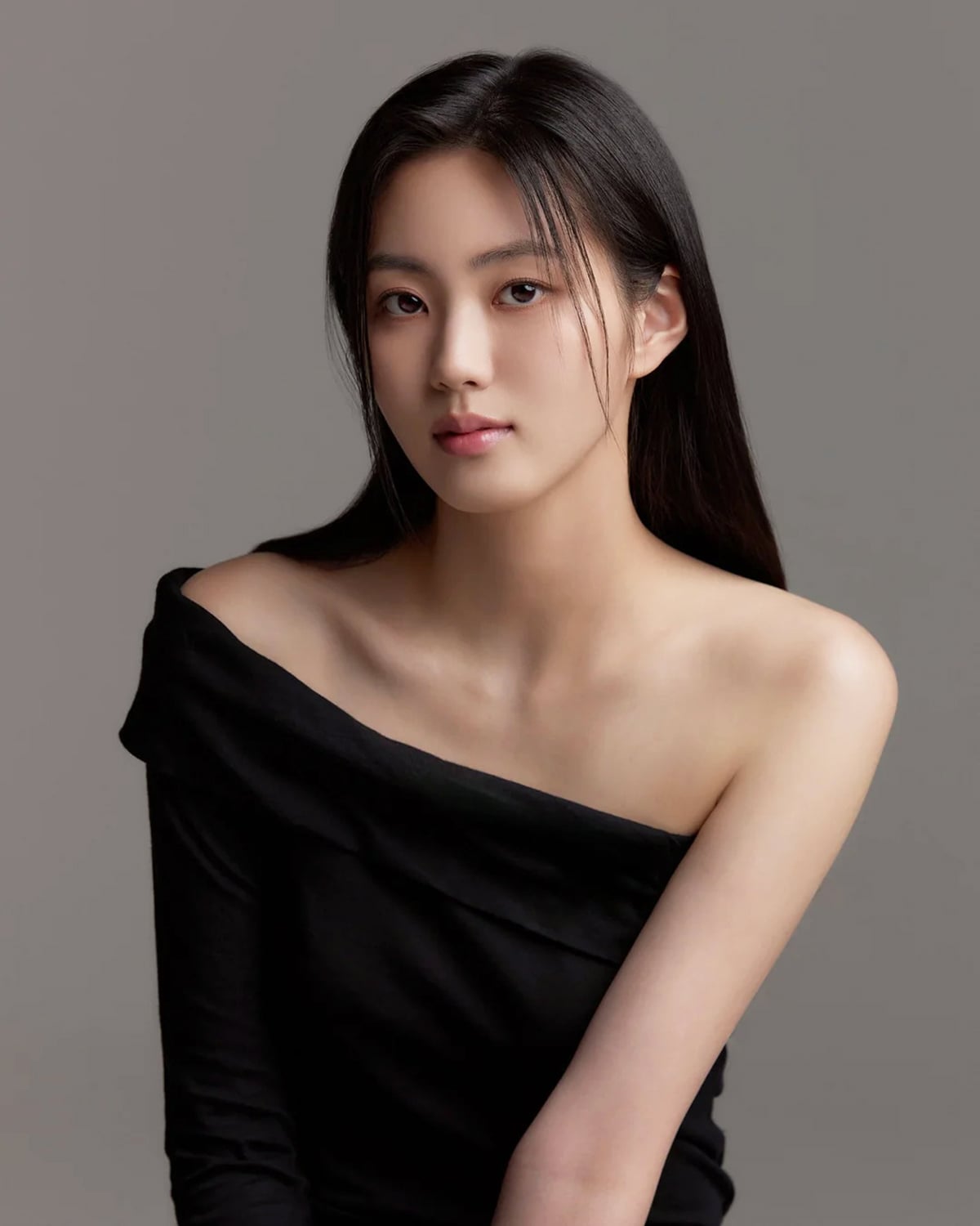 Kwon Eun-bin nude 7