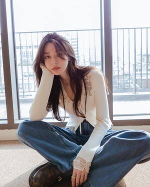 Kwon Nara nude 11