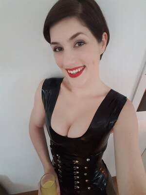 Lady Berlin nude 3