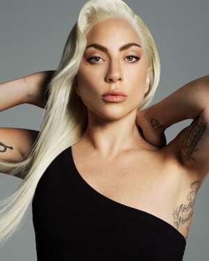 Lady Gaga nude 11
