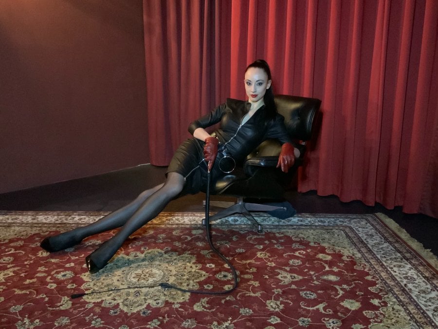 Lady Mephista nude 11