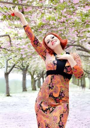 Lady Miss Kier nude 2