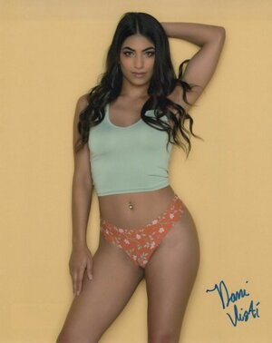 Lailah Kahalida nude 6