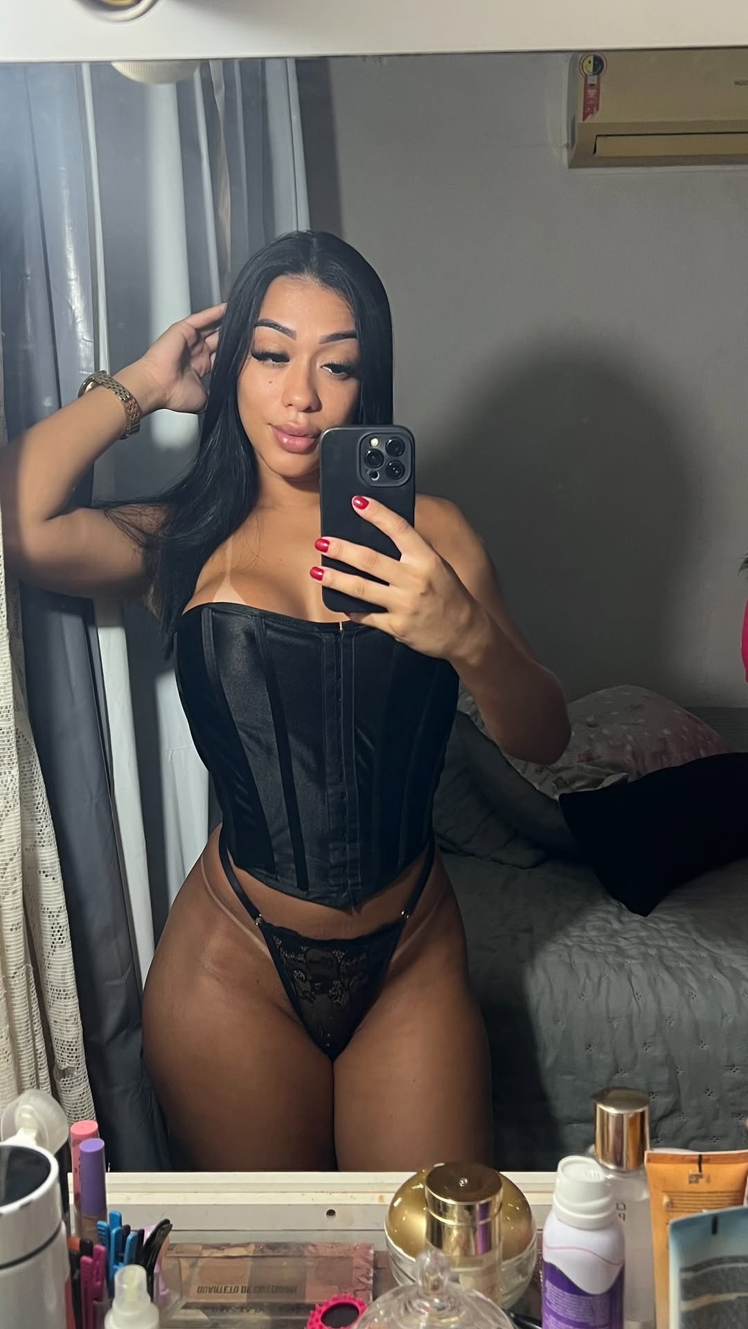 Lais Miranda nude 11