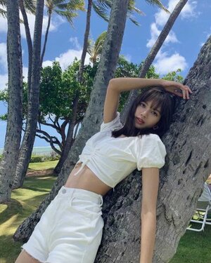 Lalisa Manoban nude 10