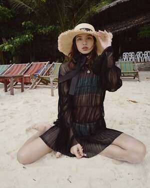 Lalisa Manoban nude 11