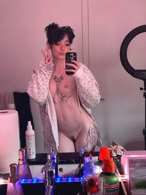 Lana Bee nude 10