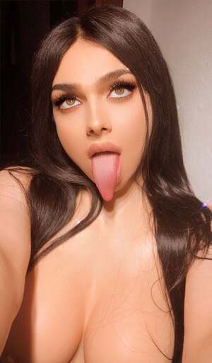 Lara Diabla nude 6