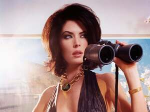 Lara Flynn Boyle nude 10