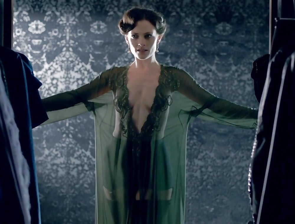 Lara Pulver nude 5