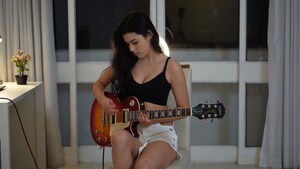 Larissa Liveir nude 11