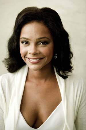 Lark Voorhies nude 7