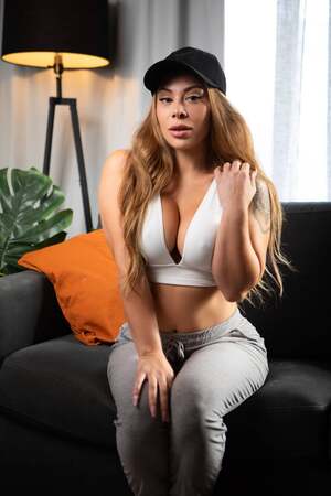 Laura Fox nude 10