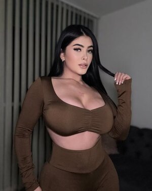 Laura Jimenez nude 4