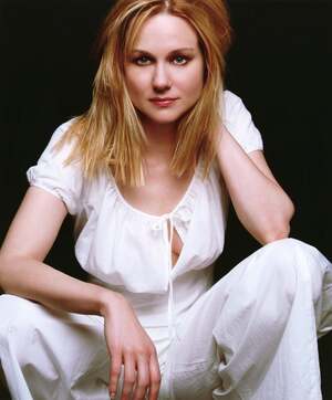 Laura Linney nude 2