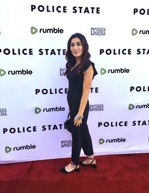 Laura Loomer nude 7