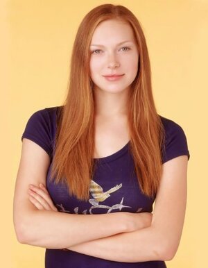 Laura Prepon nude 10