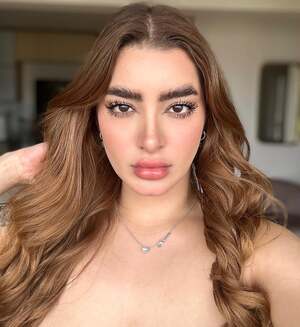 Laura Sahar nude 10
