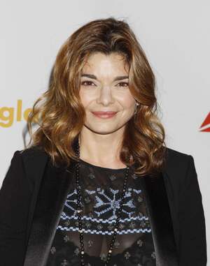 Laura San Giacomo nude 11