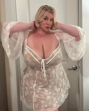 Lauren Butler nude 7
