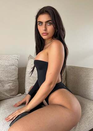 Lauren Hamden nude 1