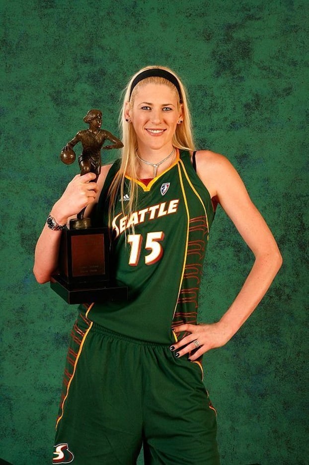 Lauren Jackson nude 4