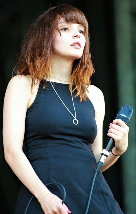 Lauren Mayberry nude 5