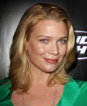 Laurie Holden nude 6