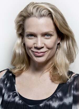 Laurie Holden nude 7