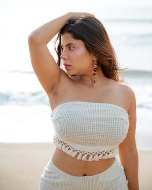 Lavanya Pandiya nude 12