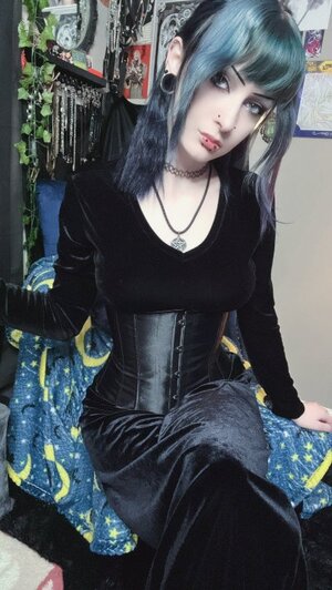 Lavenderthief nude 11