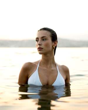 Lea Meniel nude 7