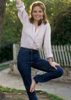 Lea Thompson nude 2