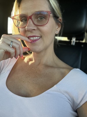 Leah Layz nude 11