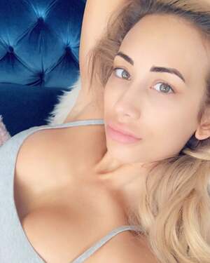 Leah Van Dale nude 8