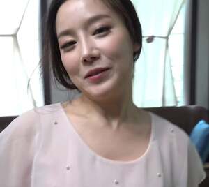 Lee Chae Dam nude 10