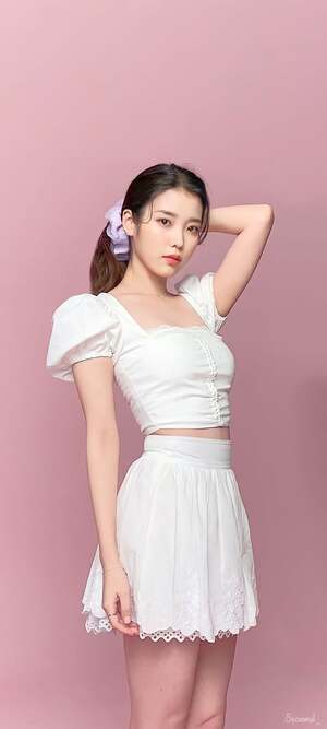 Lee Ji-eun nude 5