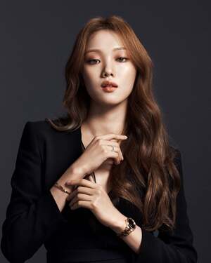 Lee Sung-Kyung nude 11
