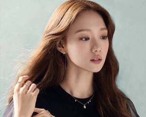 Lee Sung-Kyung nude 5