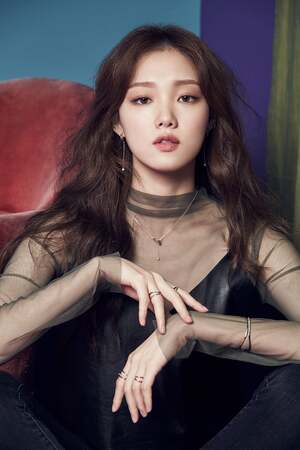Lee Sung-Kyung nude 7